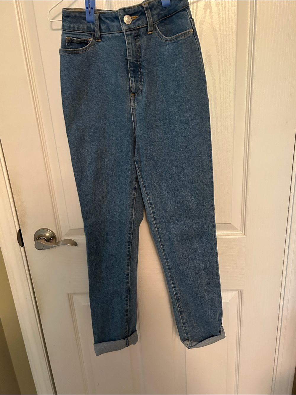 twik Women’s Boyfriend Jeans in Medium Blue Wash